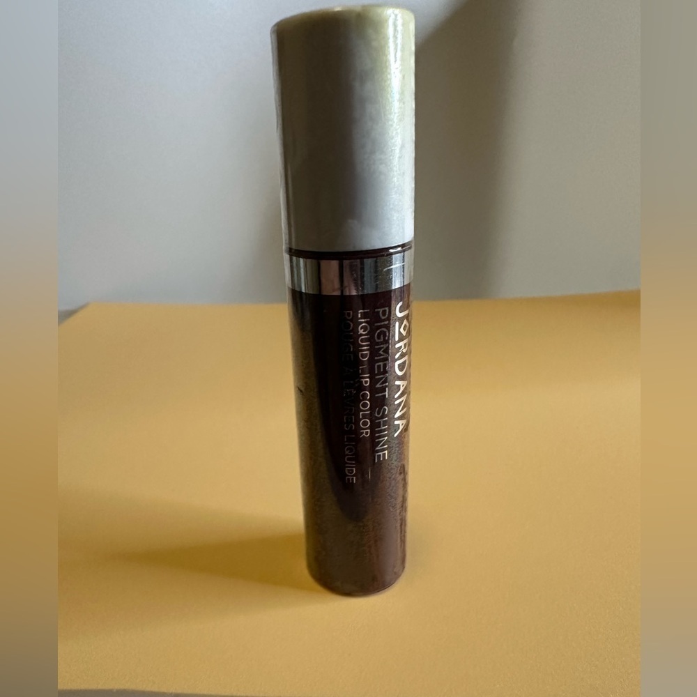 🩷5/$10 Jordan Pigment Shine Liquid Color - plumtastic